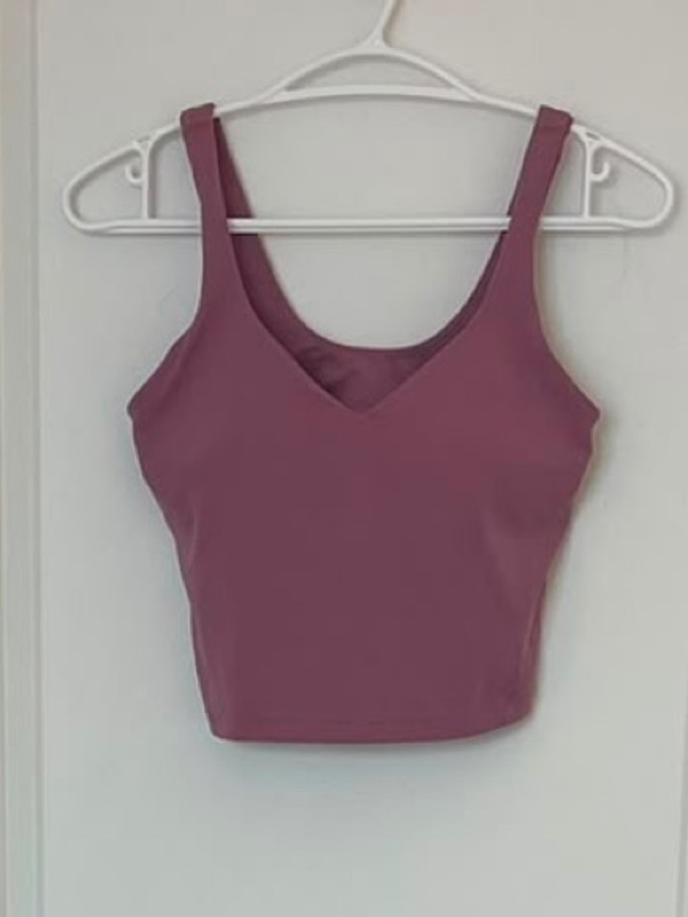 Lululemon Pink Bra with V-Cut Design